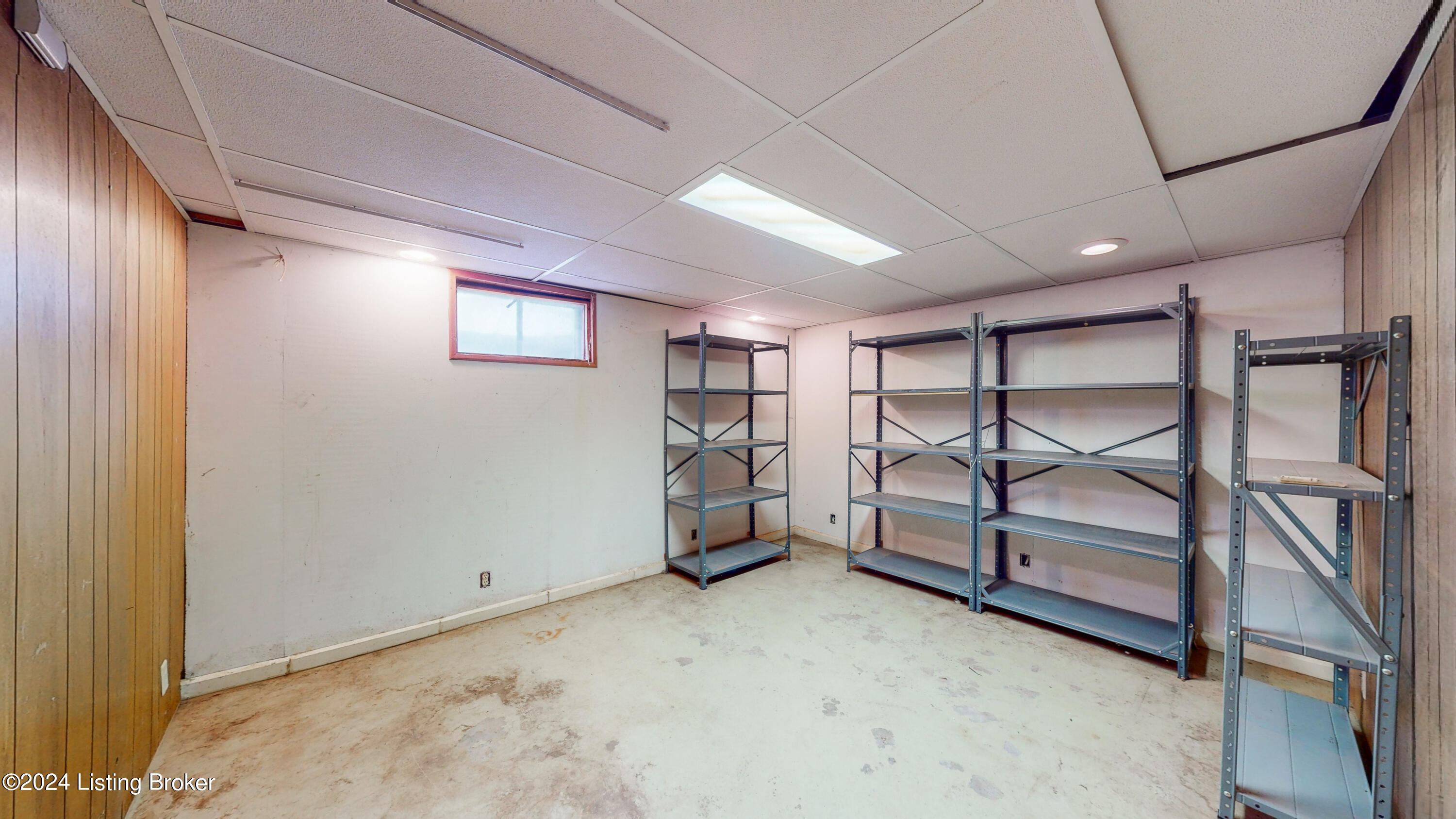 6609 Watch Hill Road Louisville, KY 40228 - Photo 45 of 63 6609-Watch-Hill-Rd_046