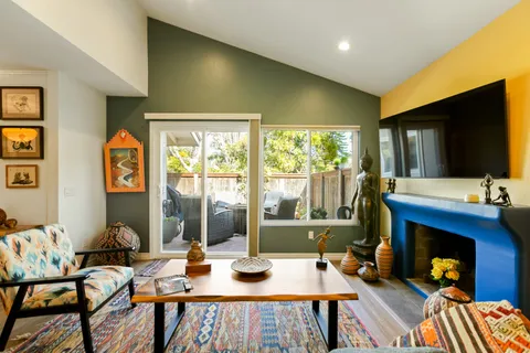 $1,299,900 | 2033 Shadytree Lane, Encinitas, CA 92024