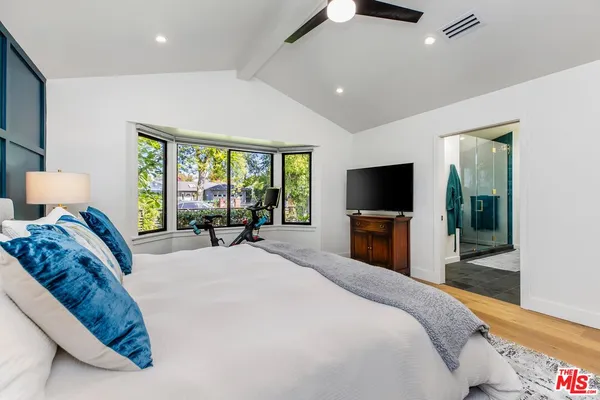 $2,650,000 | 11920 Hartsook Street, Valley Village, CA 91607