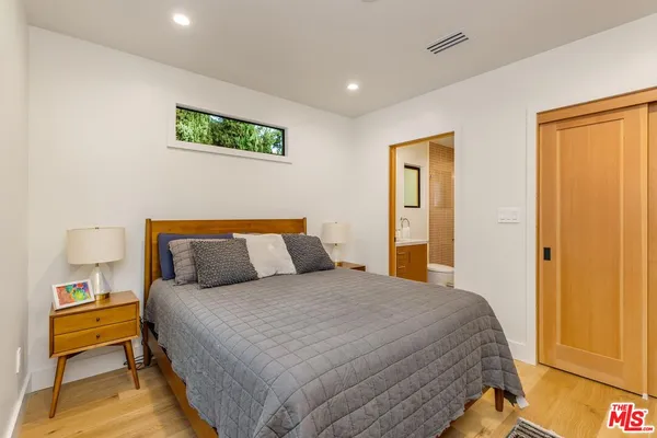 $2,650,000 | 11920 Hartsook Street, Valley Village, CA 91607