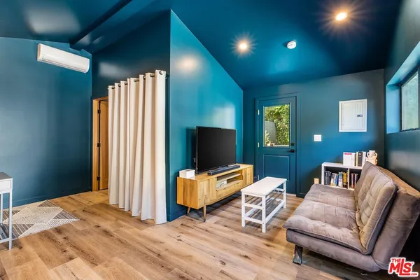 $2,650,000 | 11920 Hartsook Street, Valley Village, CA 91607