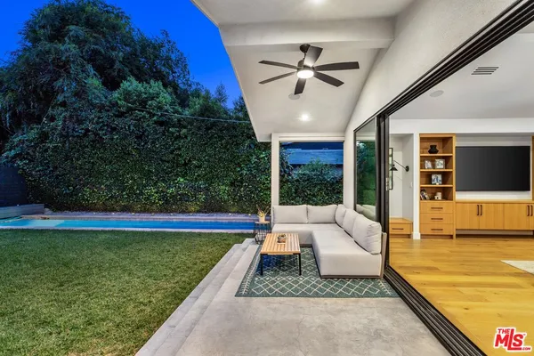 $2,650,000 | 11920 Hartsook Street, Valley Village, CA 91607