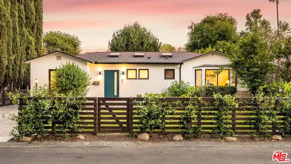 $2,650,000 | 11920 Hartsook Street, Valley Village, CA 91607