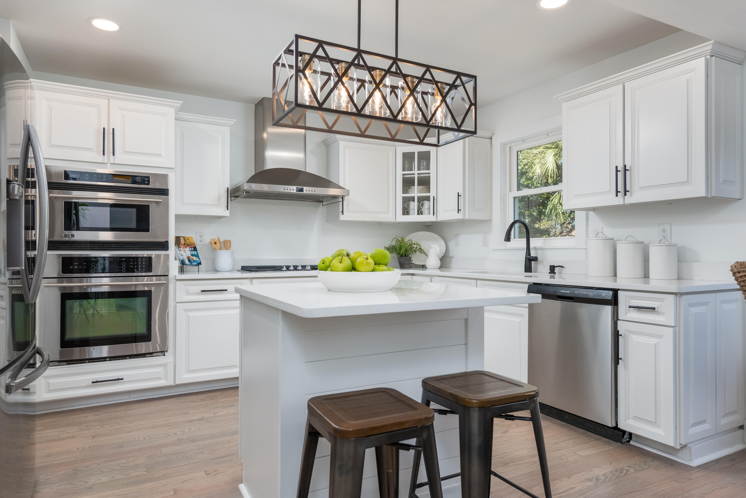 1180 Harbor View Road Charleston, SC 29412 - Photo 1 of 47 Show Stopping Kitchen