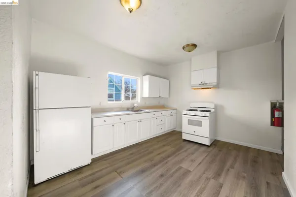 $3,050 | 203 Bissell Avenue, Unit 2, Richmond, CA 94801