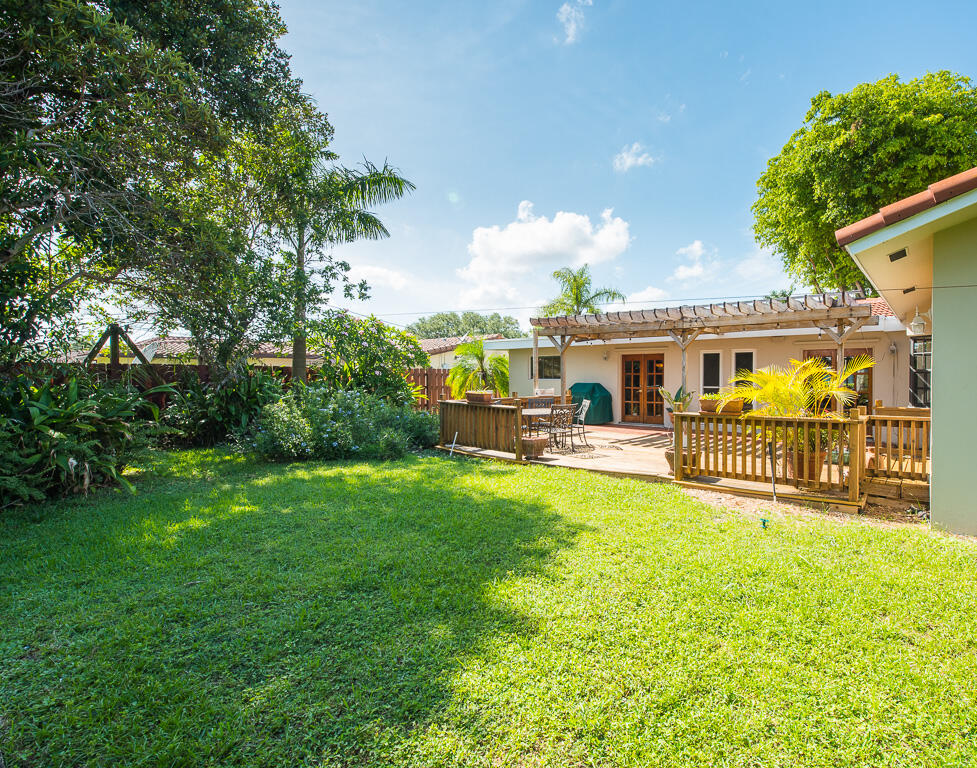 1170 Southwest 11th Street Boca Raton, FL 33486 - Photo 25 of 27 1130 SW 11 street 3-7