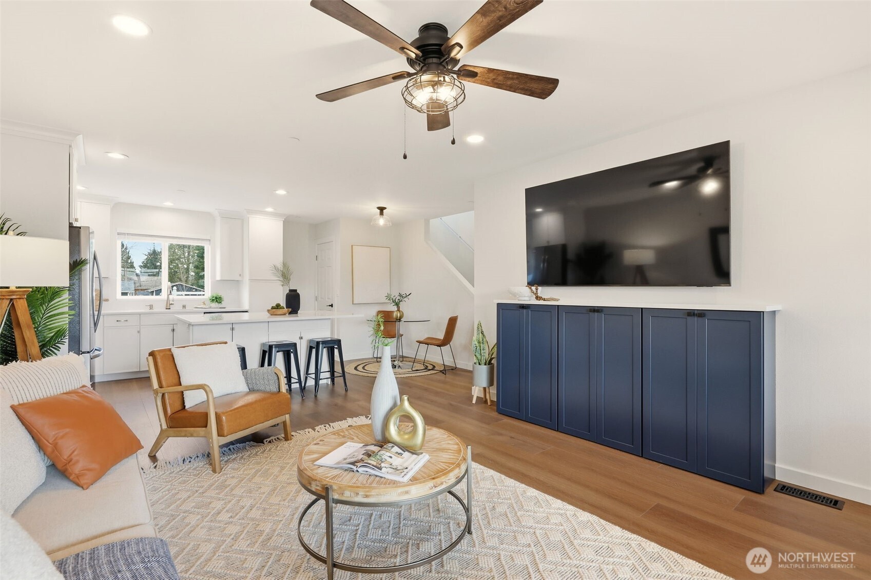 31922 Northeast 55th Street Carnation, WA 98014 - Photo 6 of 40