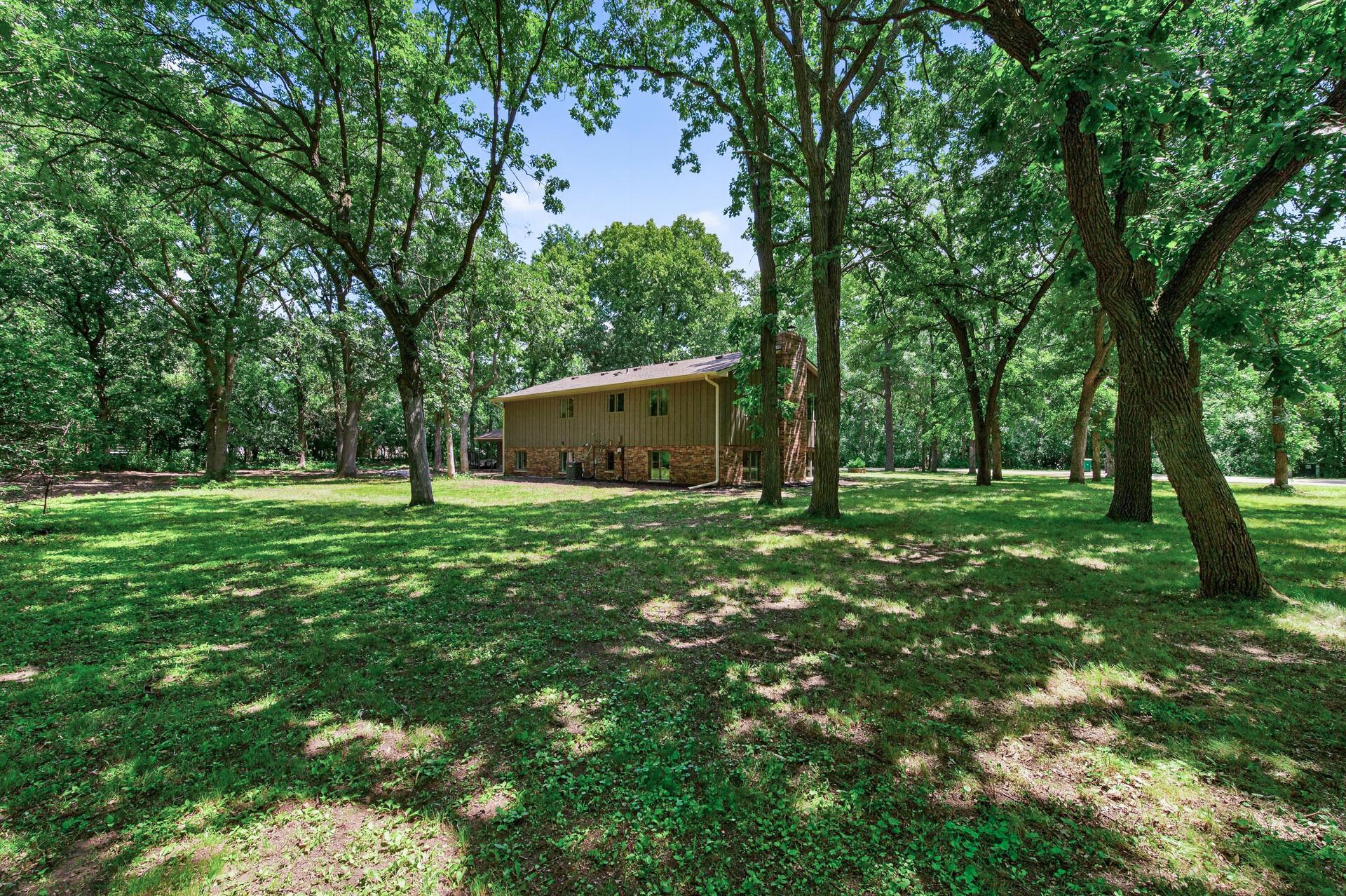 253 Sommers Landing Road North Hudson, WI 54016 - Photo 2 of 12
