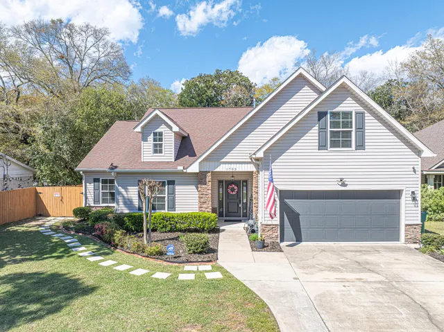 $749,900 | 1703 19th Street, Niceville, FL 32578