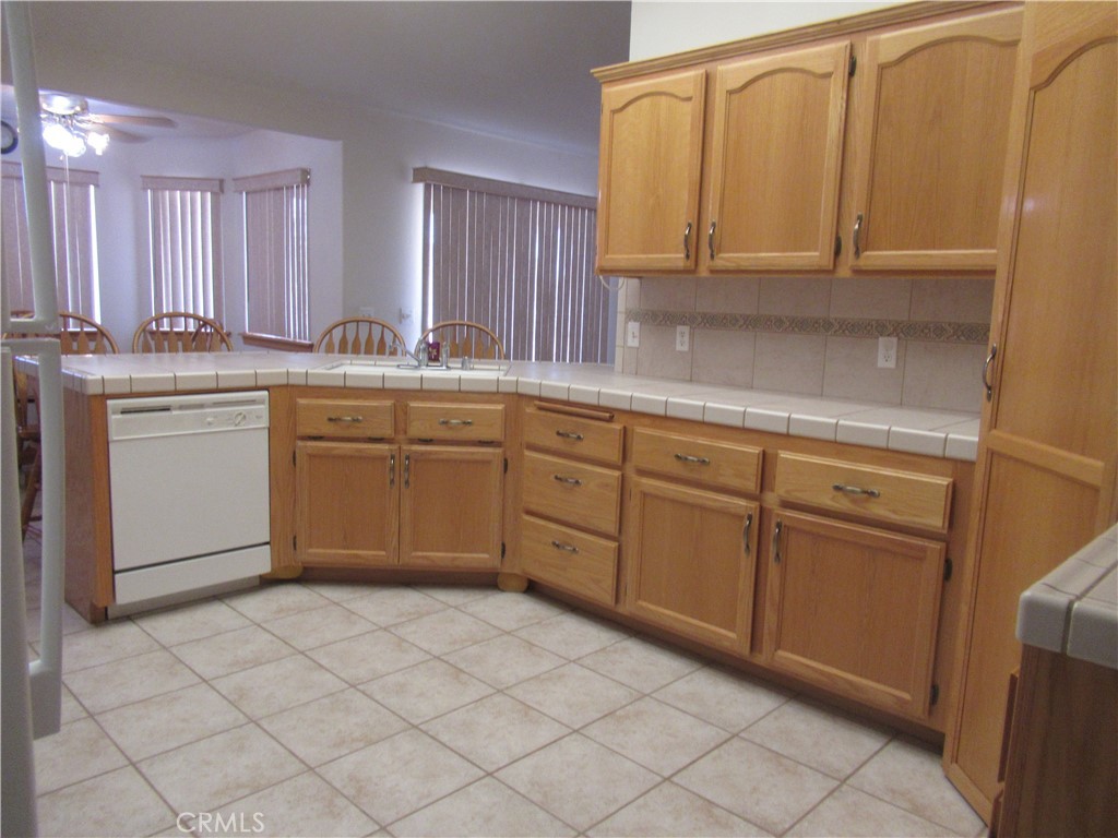 20035 Symeron Road Apple Valley, CA 92307 - Photo 15 of 25