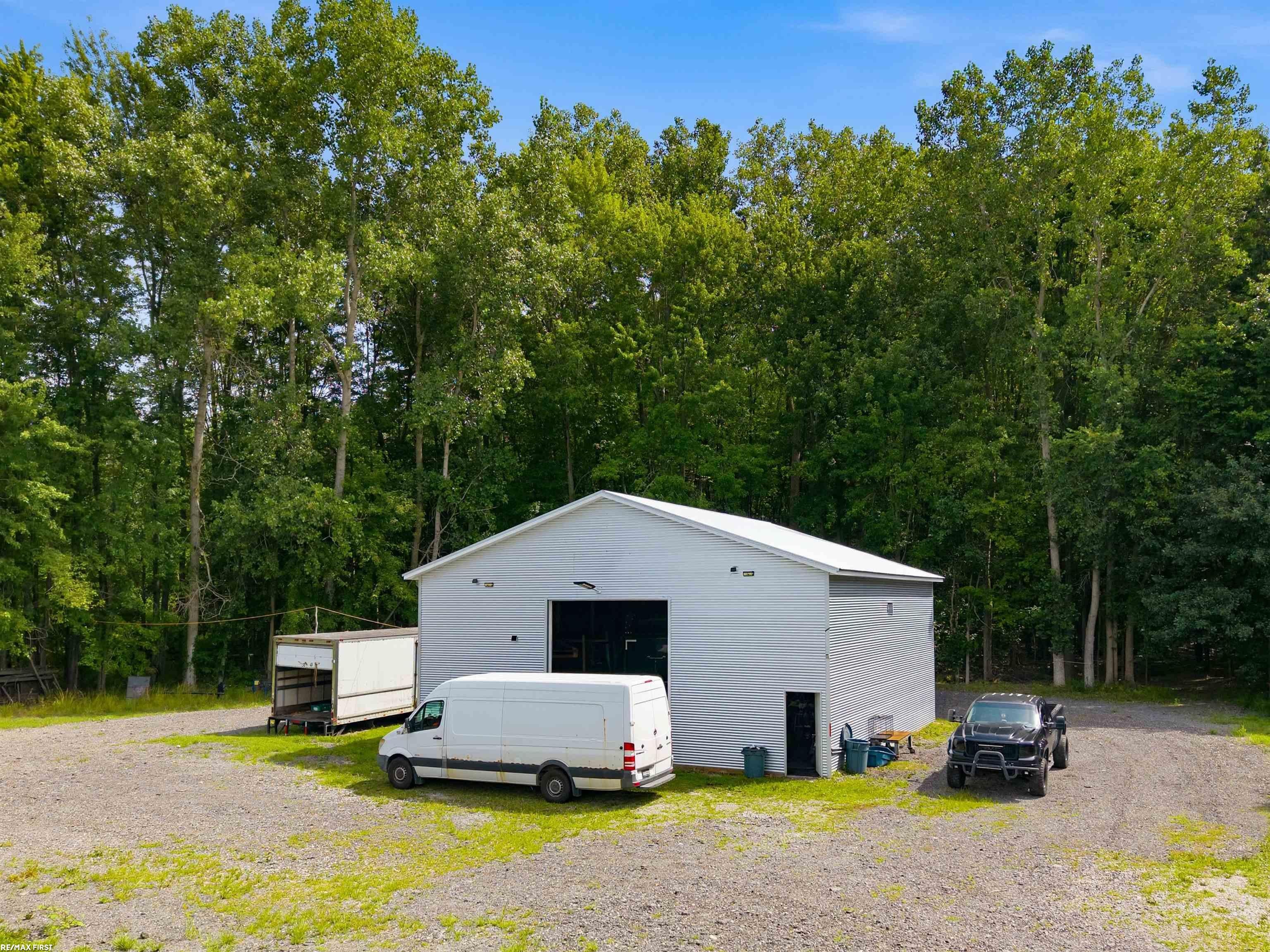 2635 Palms Road Columbus, MI 48063 - Photo 48 of 51 Gallery Image 48