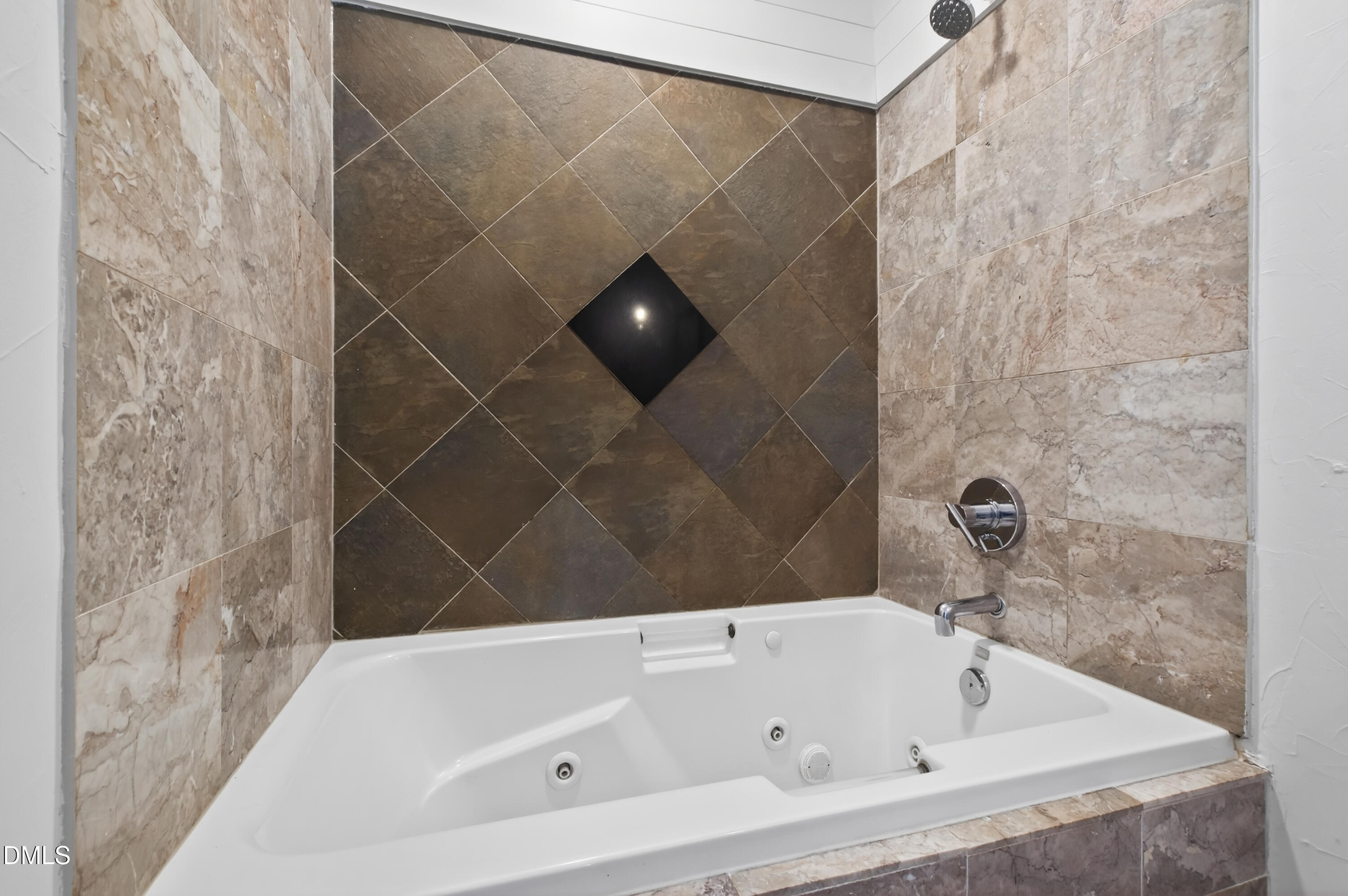 2204 Stafford Avenue, Unit 202 Raleigh, NC 27607 - Photo 19 of 34 Stafford (35)