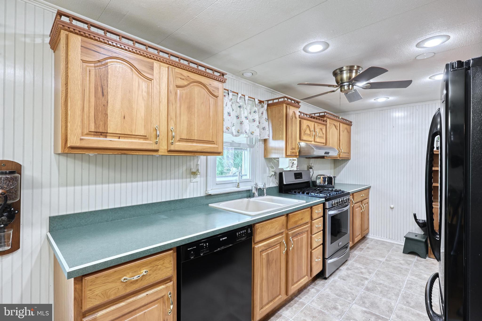 805 Black Rock Road Hanover, PA 17331 - Photo 11 of 54
