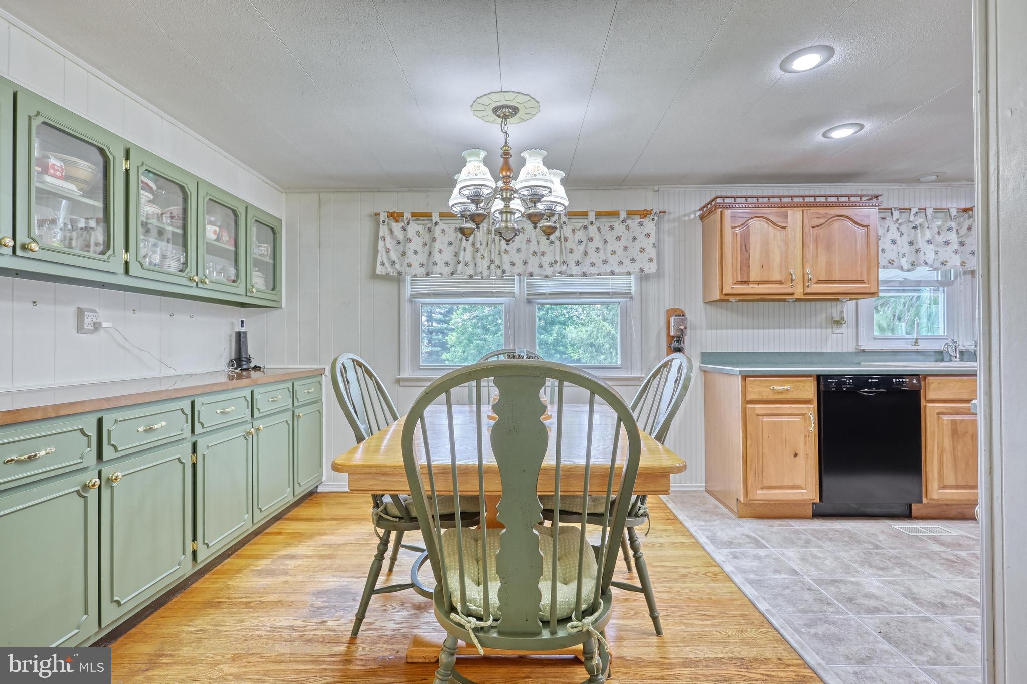 805 Black Rock Road Hanover, PA 17331 - Photo 7 of 54