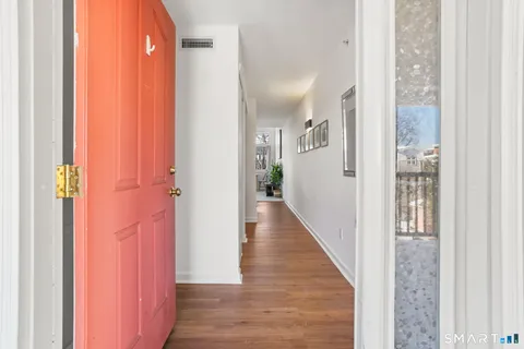 $299,000 | 3250 Fairfield Avenue, Unit 302, Bridgeport, CT 06605