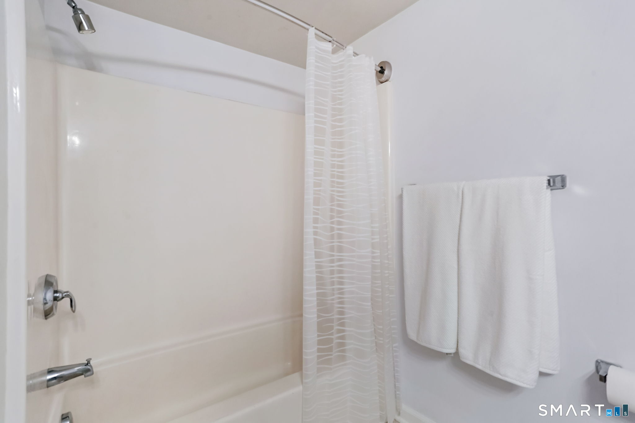 3250 Fairfield Avenue, Unit 302 Bridgeport, CT 06605 - Photo 27 of 27