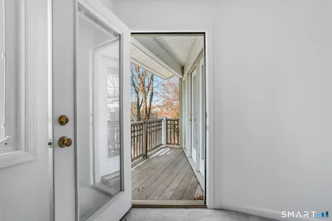 $299,000 | 3250 Fairfield Avenue, Unit 302, Bridgeport, CT 06605