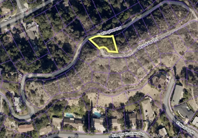 a sign that is on the wall