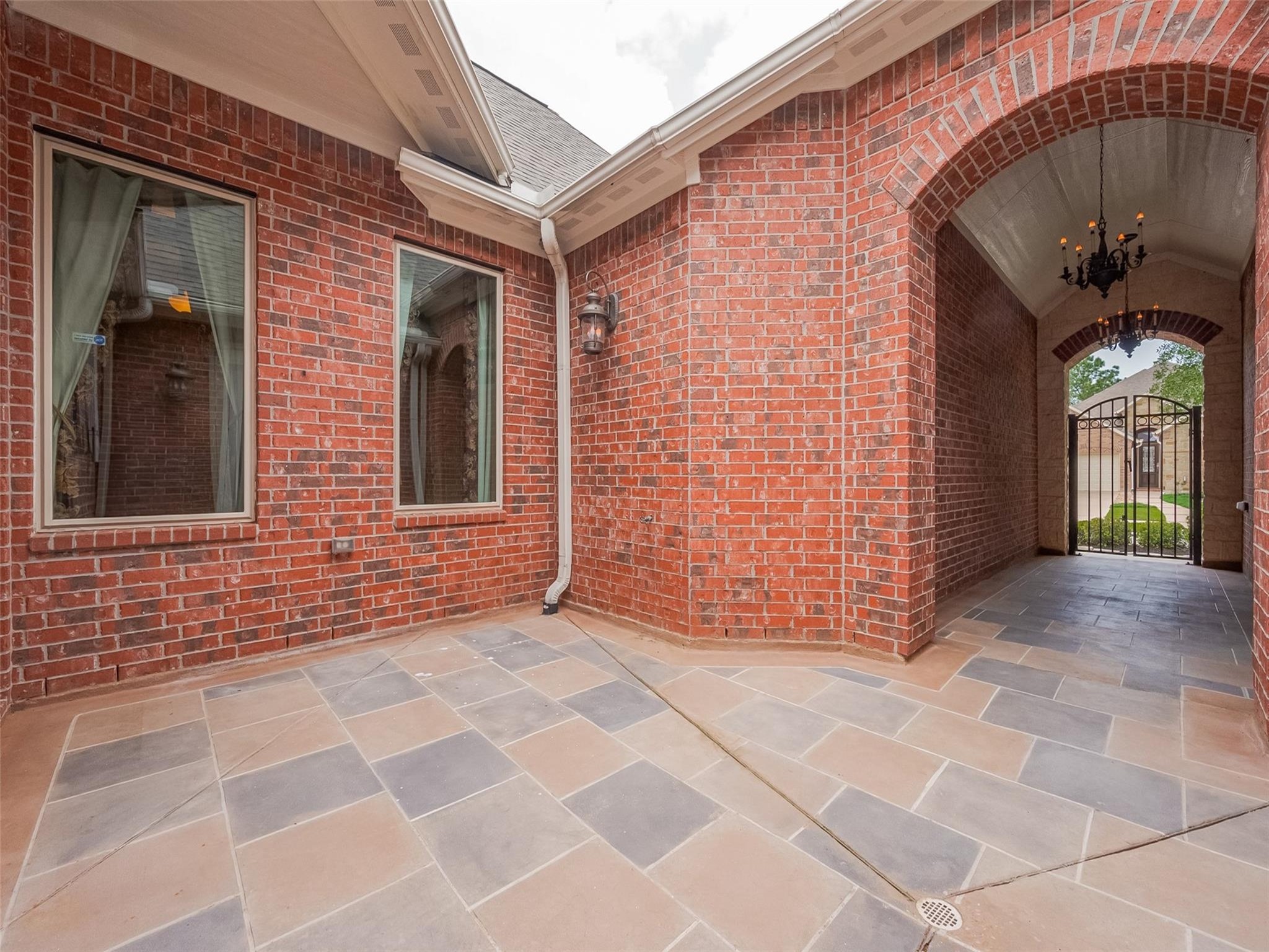 2711 King Point View Lane Spring, TX 77388 - Photo 6 of 48 Such an impressive entry.