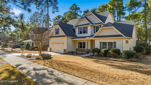 $635,000 | 150 Wiregrass Lane, Southern Pines, NC 28387