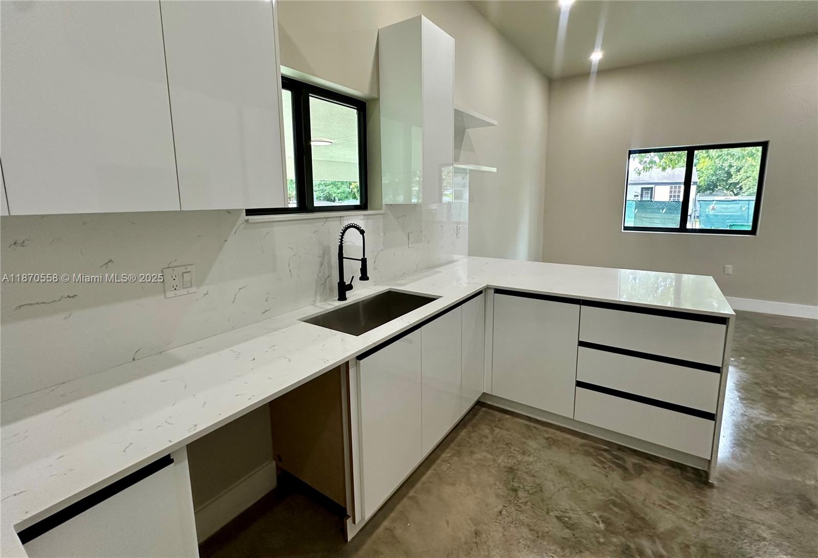 929 Northwest 60th Street Miami, FL 33127 - Photo 14 of 58