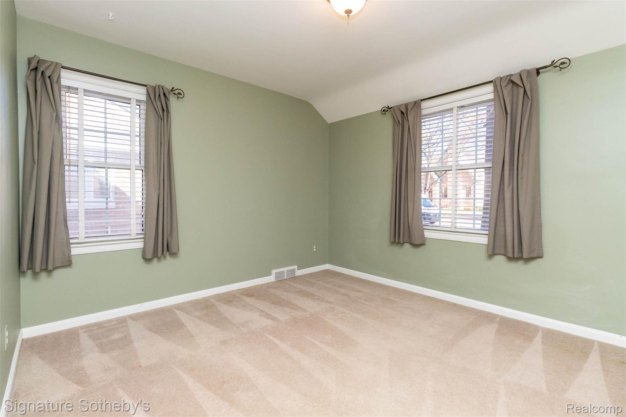4175 Kenmore Road Berkley, MI 48072 - Photo 33 of 44 38.jpg