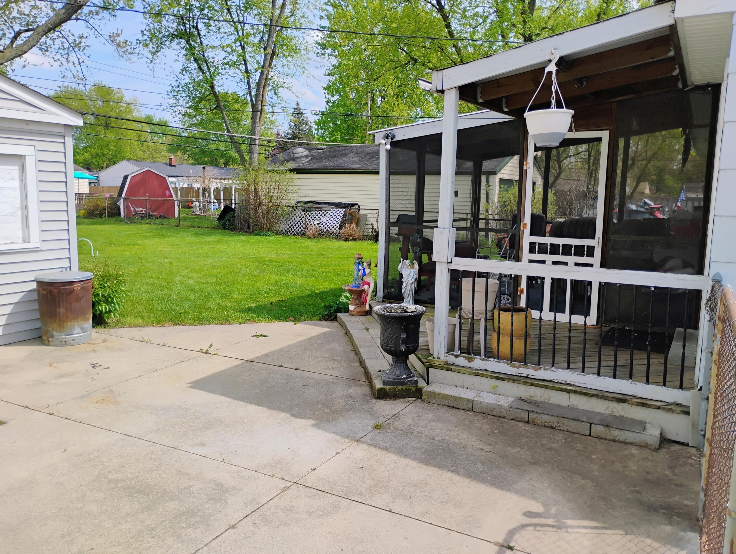12415 Clinton River Road Sterling Heights, MI 48313 - Photo 22 of 27 12415 Clinton ext4