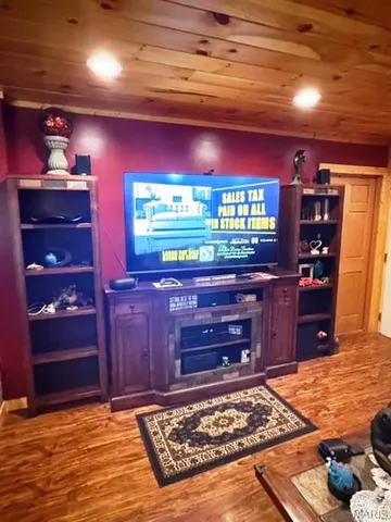 $472,200 | 696-685 Radcliff Lane, Poplar Bluff, MO 63901