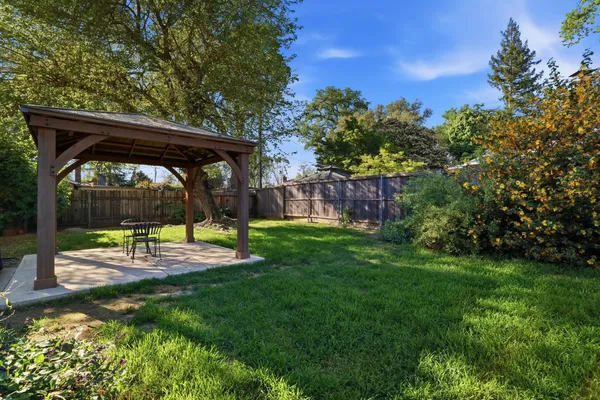 $525,000 | 8859 Mohawk Way, Fair Oaks, CA 95628