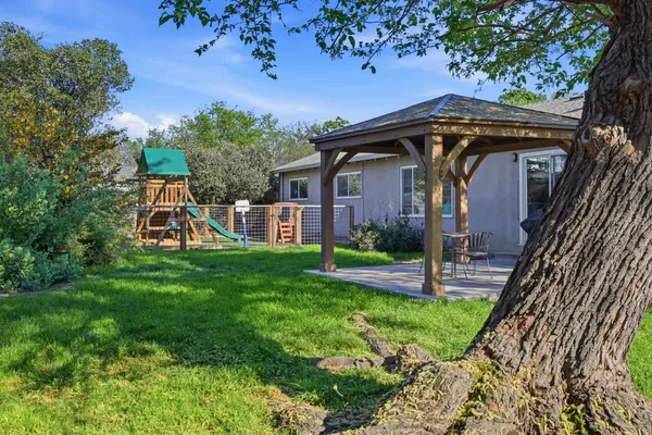 $525,000 | 8859 Mohawk Way, Fair Oaks, CA 95628