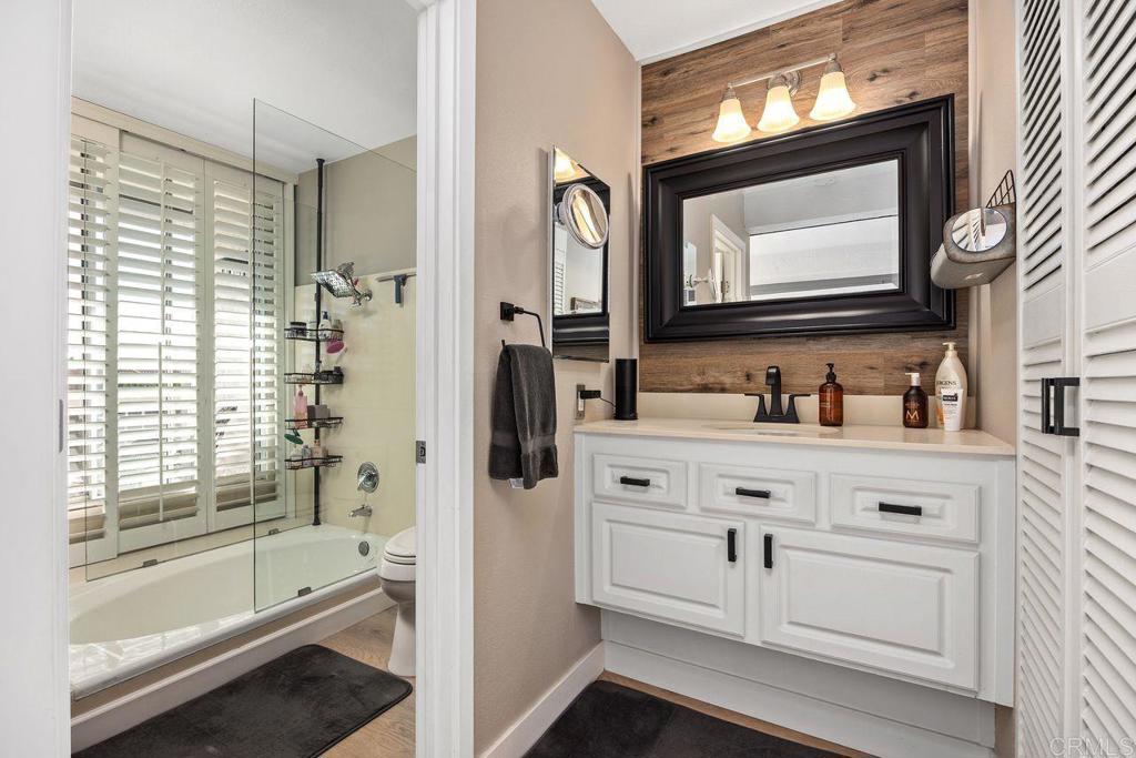 2327 Caringa Way, Unit 3 Carlsbad, CA 92009 - Photo 32 of 47 Primary Bathroom/Spa