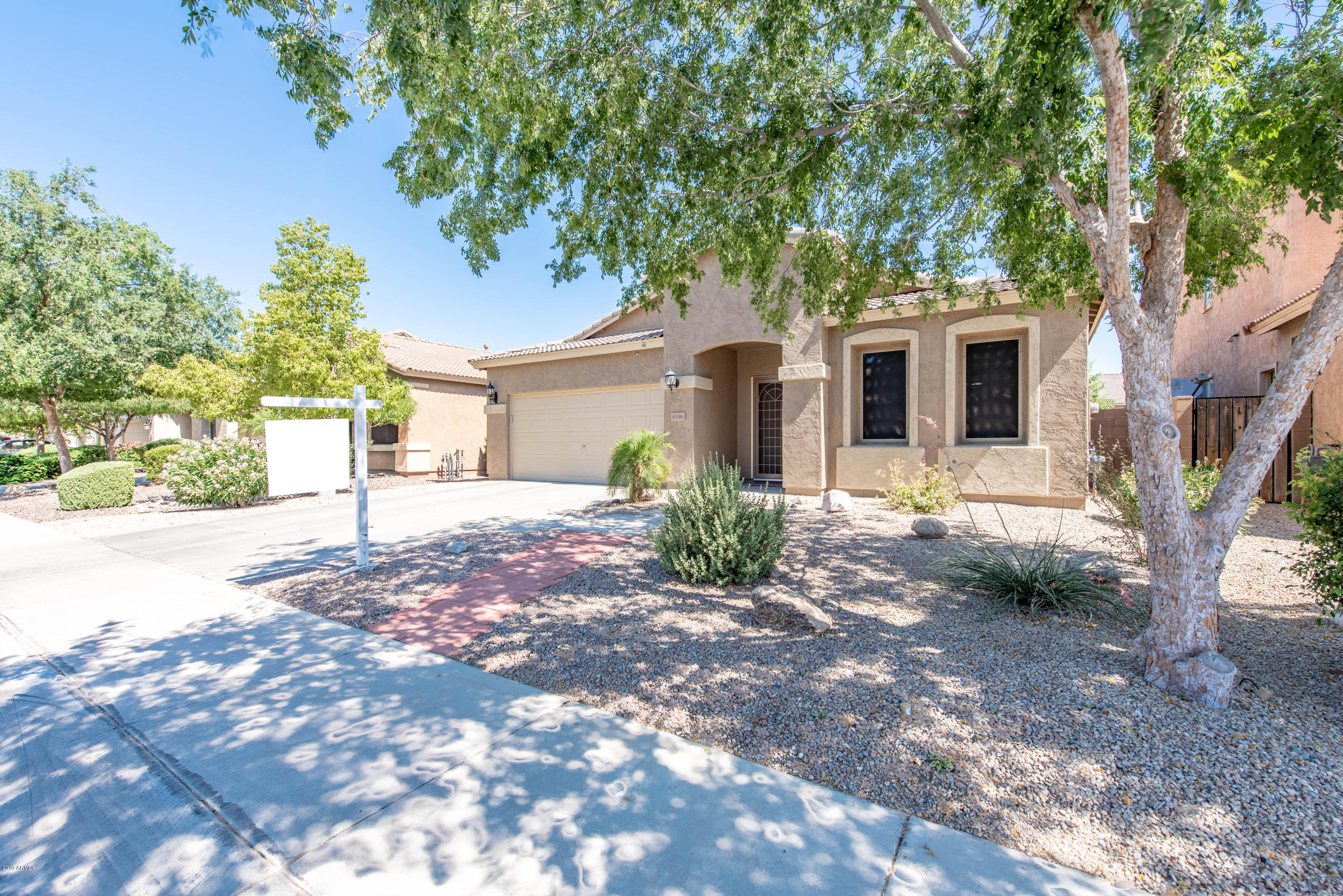 45386 Miramar Road Maricopa, AZ 85139 - Photo 3 of 36 DSC_0934-HDR-Edit