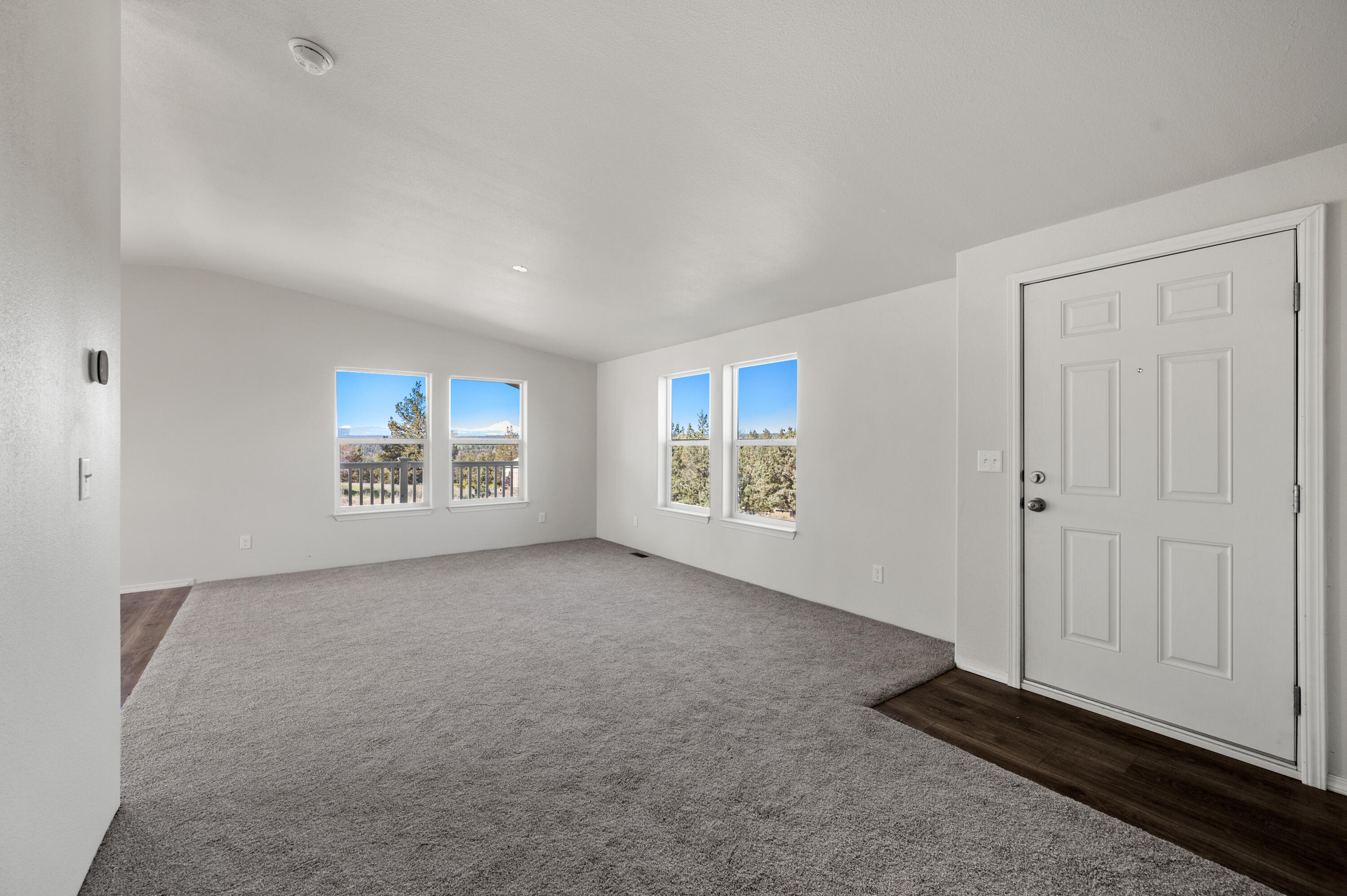 8843 Southwest Shad Road Terrebonne, OR 97760 - Photo 12 of 27 8843SWShadRd-35