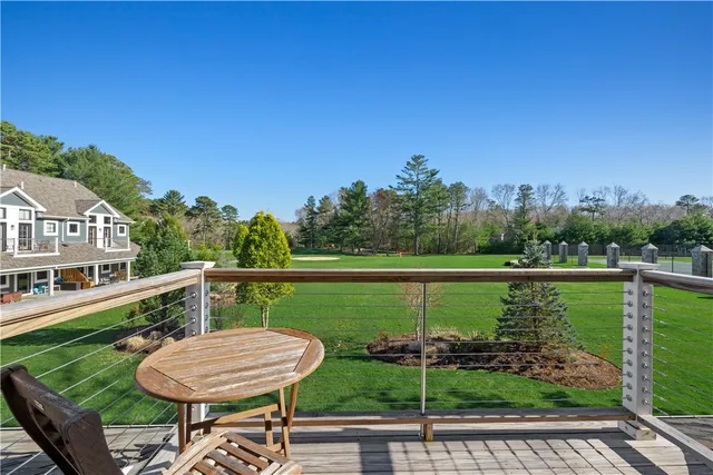 $1,600,000 | 4 White Hawk Ridge, Richmond, RI 02898