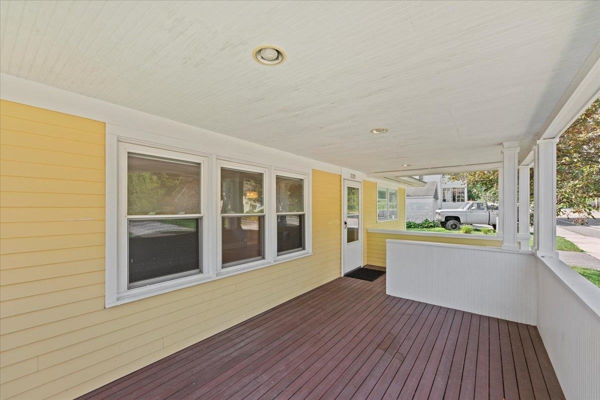 220 Dewey Street Bennington, VT 05201 - Photo 13 of 23