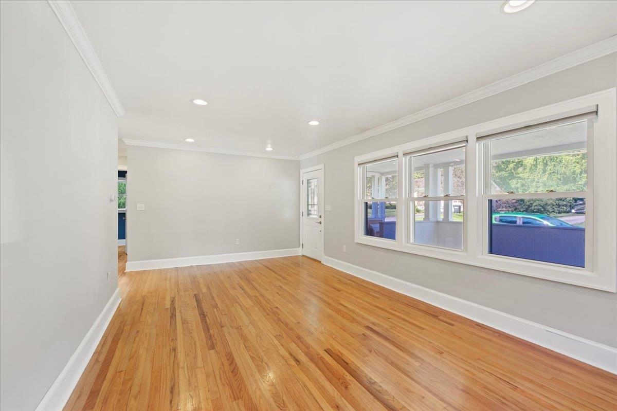 220 Dewey Street Bennington, VT 05201 - Photo 3 of 23