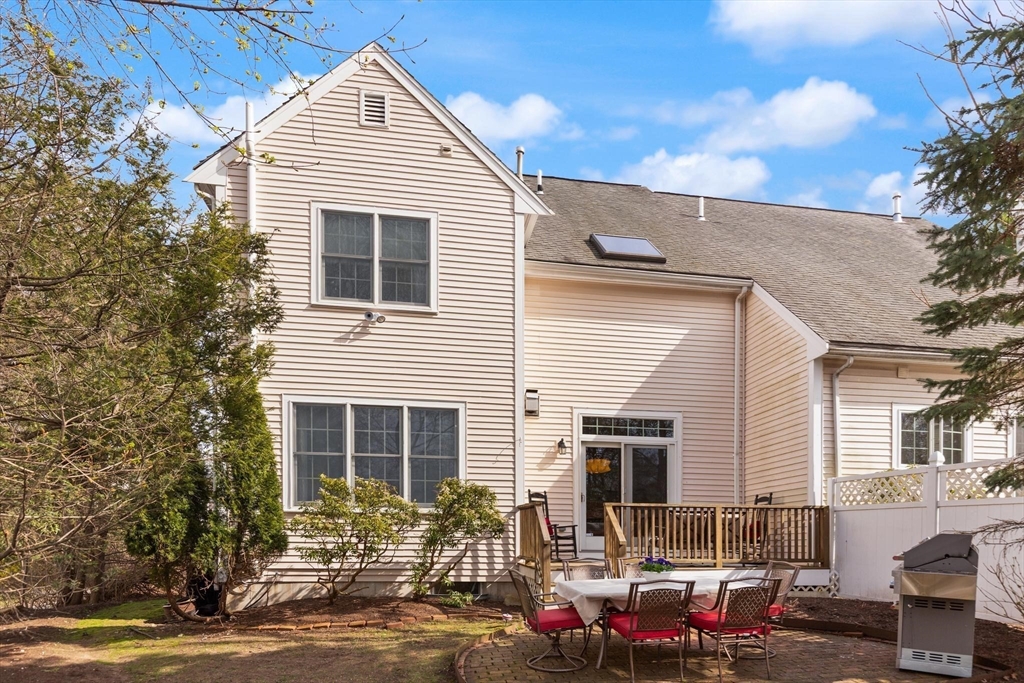 72 Putnam Street, Unit 72 Needham, MA 02494 - Photo 35 of 38