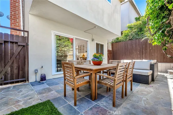 $1,469,000 | 1613 Armour Lane, Redondo Beach, CA 90278