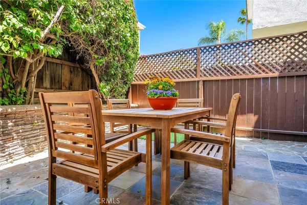 $1,469,000 | 1613 Armour Lane, Redondo Beach, CA 90278