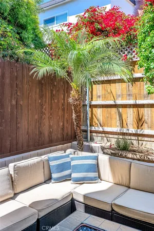 $1,469,000 | 1613 Armour Lane, Redondo Beach, CA 90278