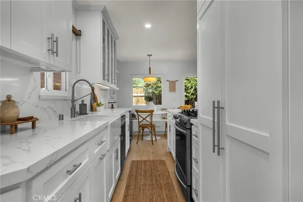 $1,469,000 | 1613 Armour Lane, Redondo Beach, CA 90278