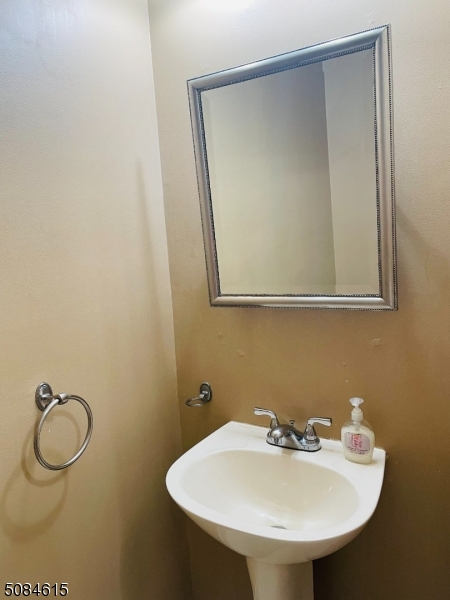 313 Hannah Way Bridgewater, NJ 08807 - Photo 14 of 15