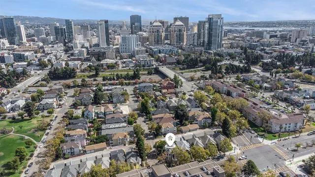 $900,000 | 1424 Market Street, Oakland, CA 94607