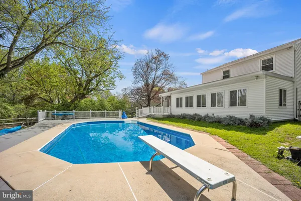 $649,900 | 8 Locust Drive, Malvern, PA 19355