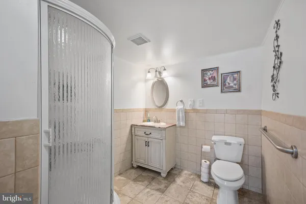 $649,900 | 8 Locust Drive, Malvern, PA 19355