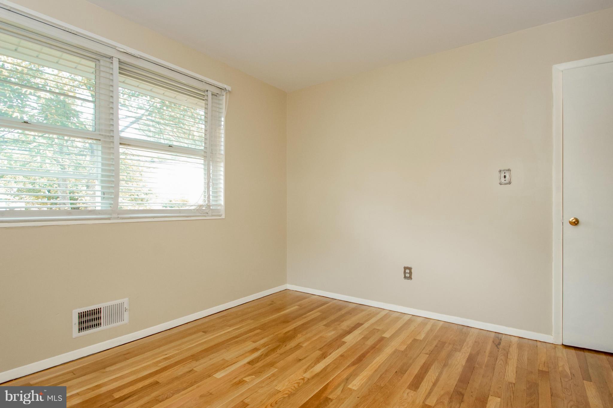 11803 Selfridge Road Silver Spring, MD 20906 - Photo 16 of 30 Bedroom
