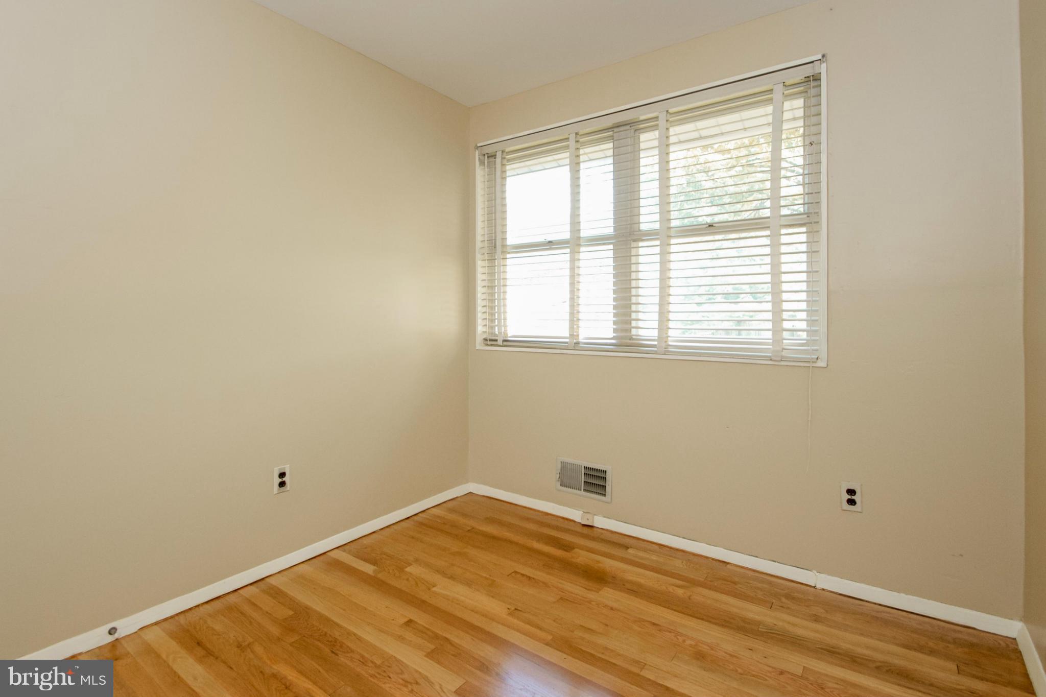11803 Selfridge Road Silver Spring, MD 20906 - Photo 17 of 30 Bedroom