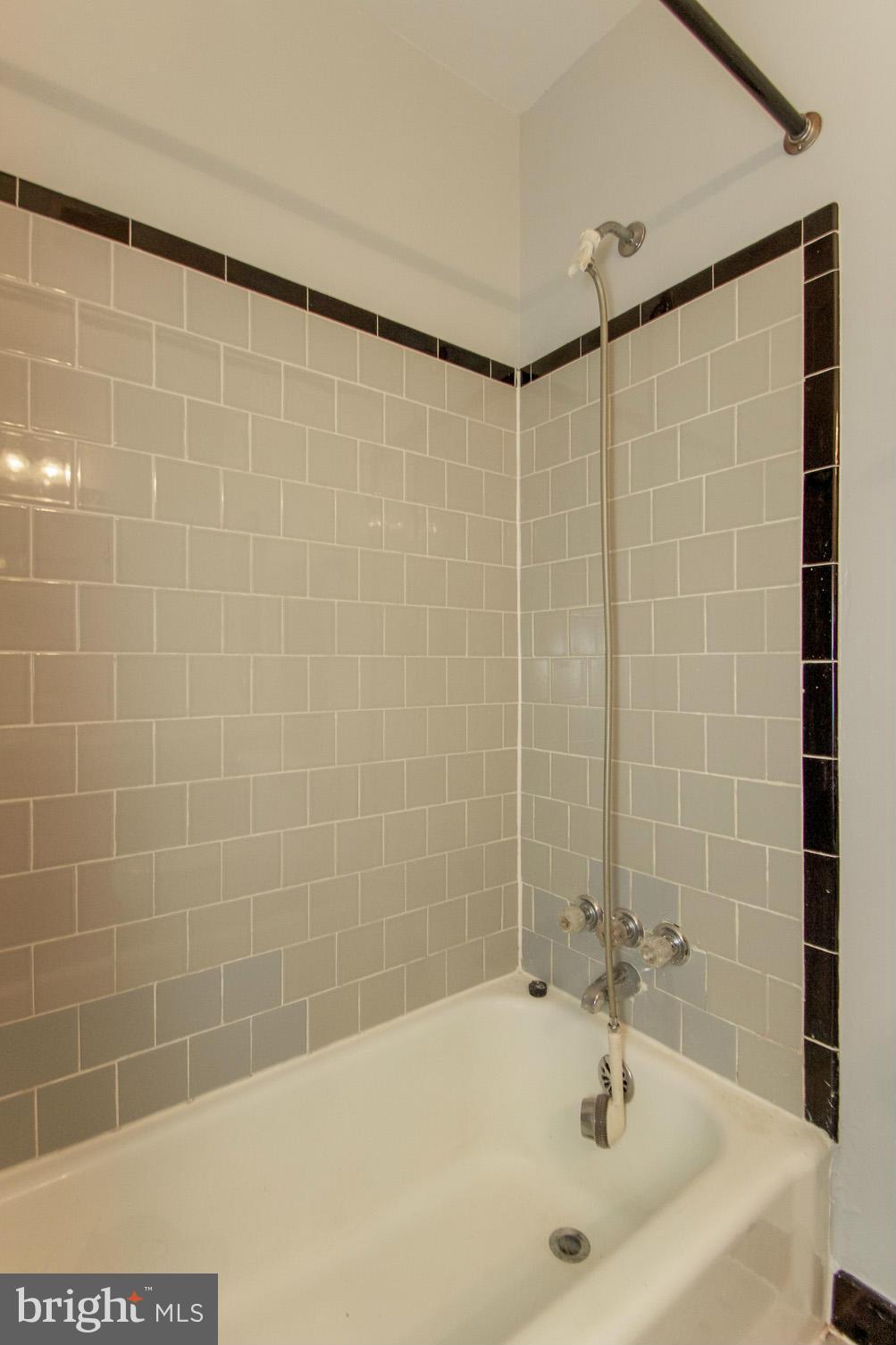 11803 Selfridge Road Silver Spring, MD 20906 - Photo 20 of 30 Bath