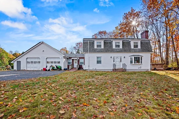 $435,000 | 277 West Street, Barre, MA 01005