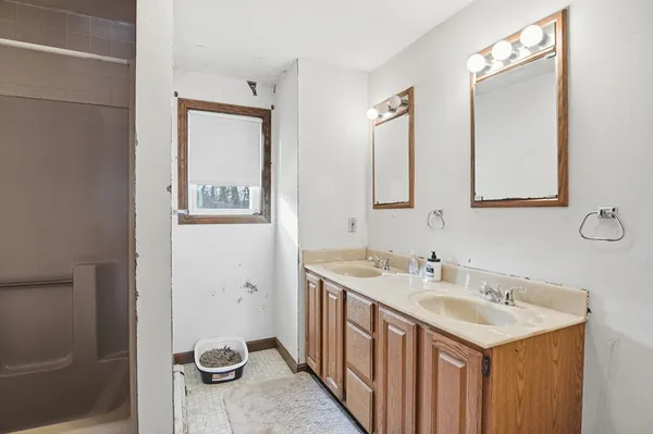 $449,900 | 277 West Street, Barre, MA 01005